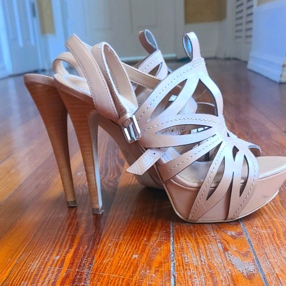 Guess Shoes - Guess strappy heels